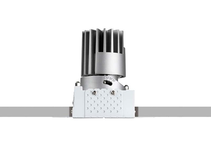 PERFORMANCE XS TRIMLESS SPOT SQUARE 3