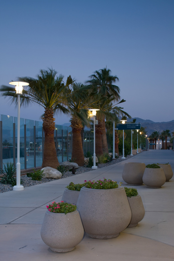 Palm Springs Airport 12 06190