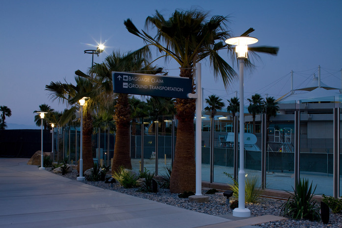 Palm Springs Airport 13 06191