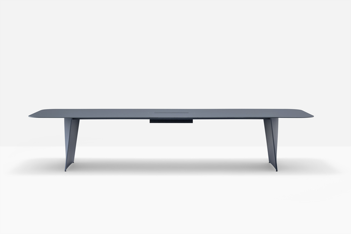 Pedrali Frank design Robin Rizzini