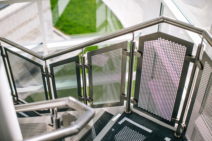 Perforated balustrade Lakeland 12