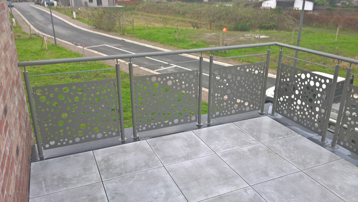 Perforation RMIG AQUA Balcony 15
