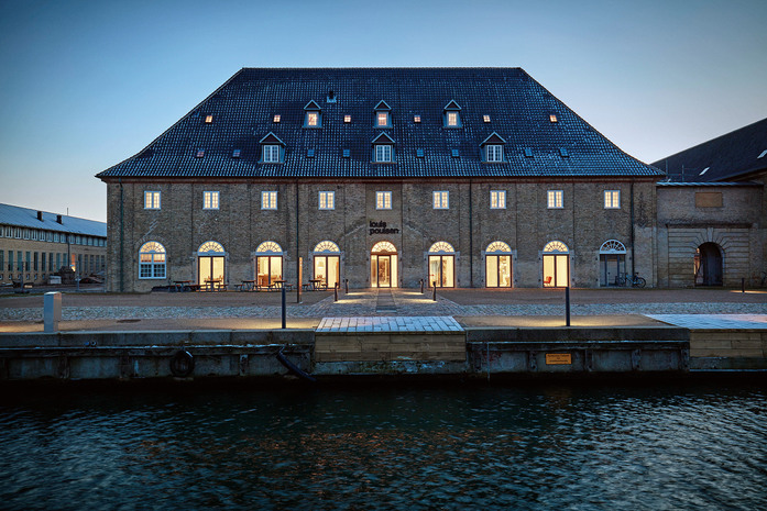Q Louis Poulsen HQ Showroom Winter 2019 Kuglegaarden Copenhagen Denmark 01 p