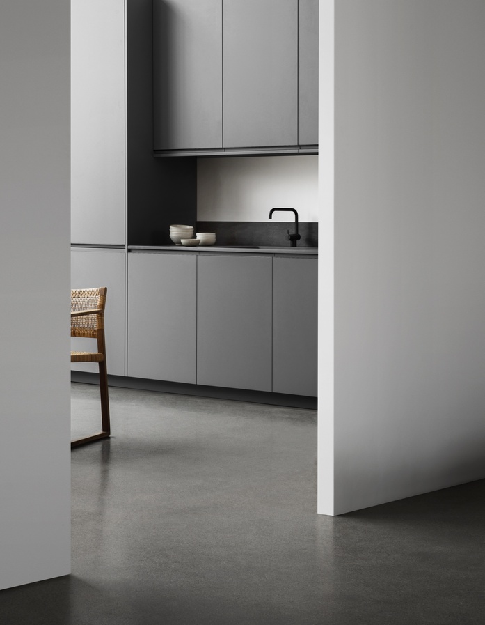 Reform PROFILE dark grey 02