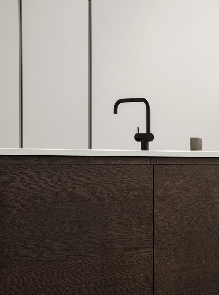 Reform PROFILE dark oak 03