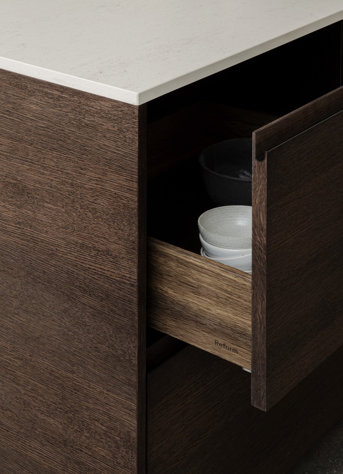 Reform PROFILE dark oak 06