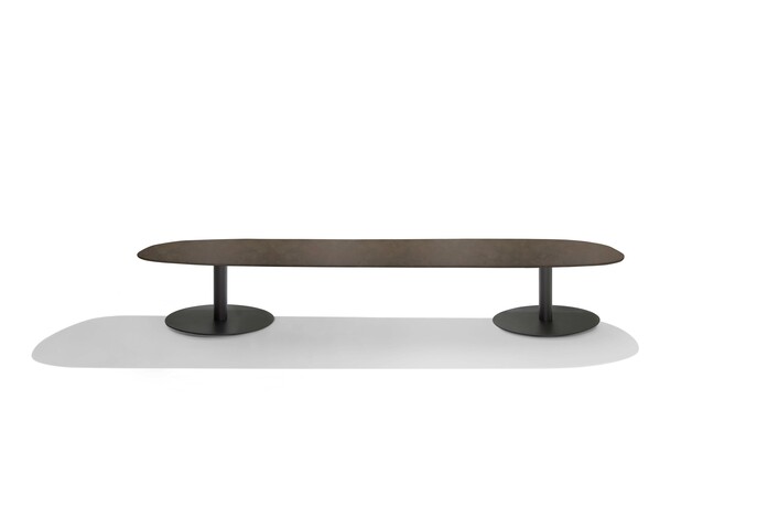 T Table oval 240cm H35cm wenge ceramic piombo