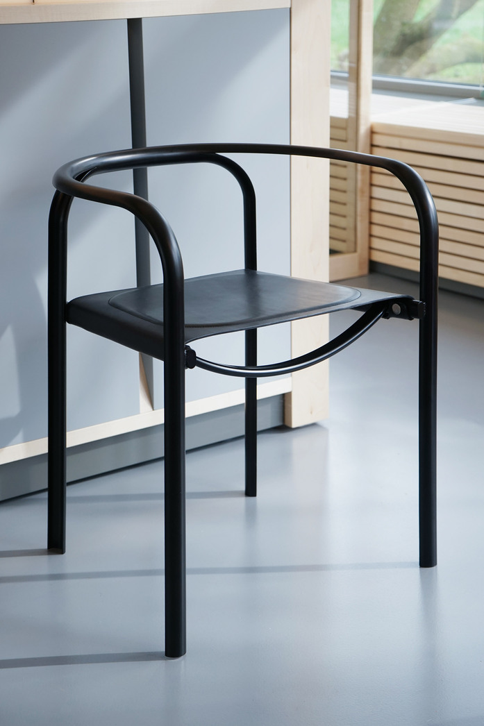 TECTA SPLIT CHAIR DESIGN DANIEL LORCH DSC00148
