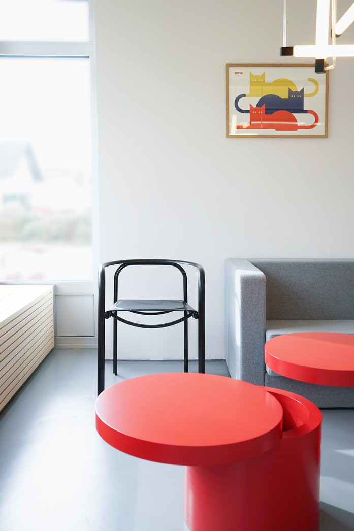 TECTA SPLIT CHAIR DESIGN DANIEL LORCH DSC00178