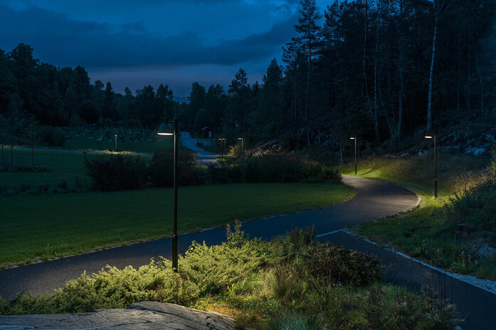 Toldbod 290 Nesodden Cemetery Norway 06 04745