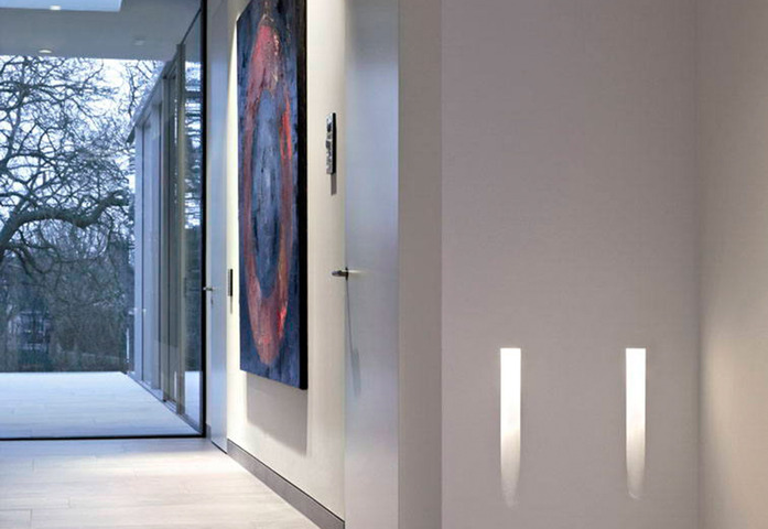 VERTICAL LIGHT00001