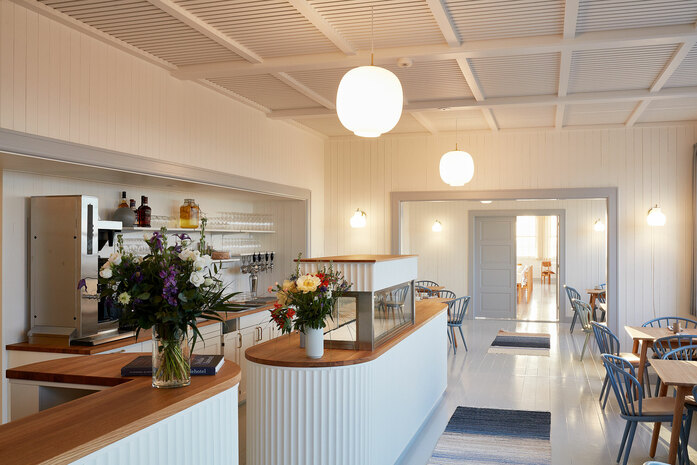 VL45 VL Ring Crown Svinkl Av Badehotel 001 05599