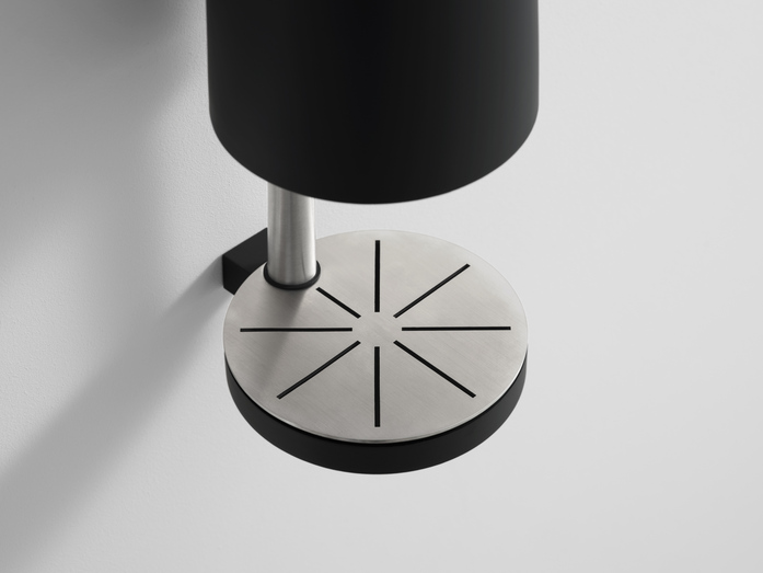 VOLA RS11 B 1 C40 close up 1