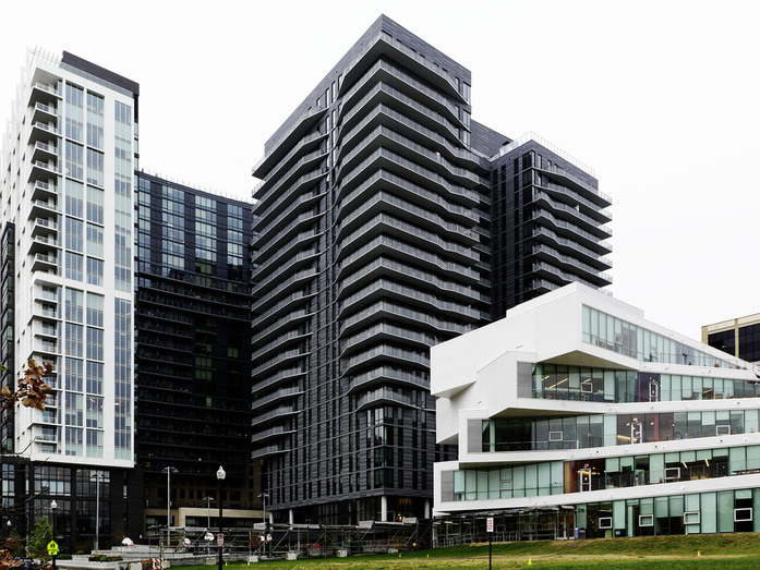 West Rosslyn West Tower 01 300