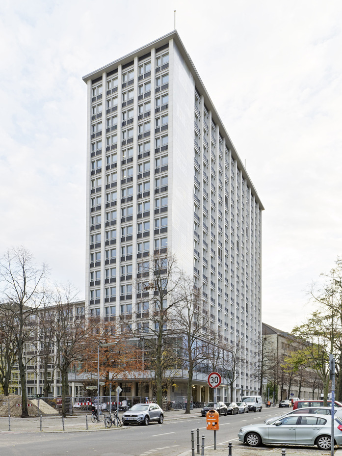 Wuerttembergische Strasse 04