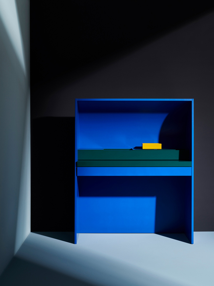 Akira moebel tische beistelltisch sapphire emerald green schoenbuch 1