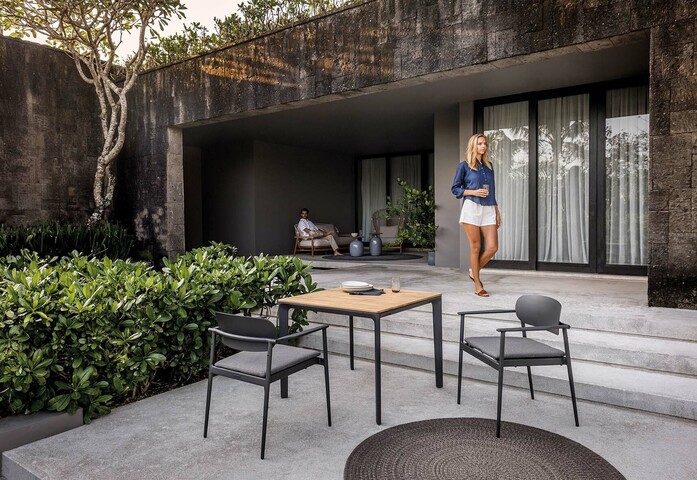 Allure dining set 1
