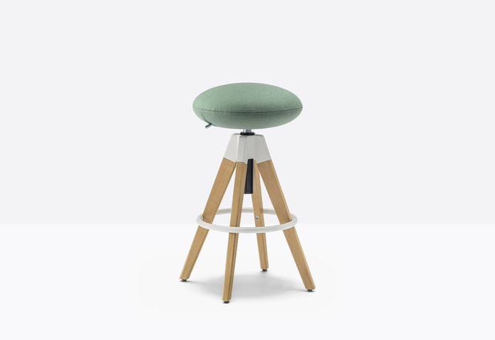 Arki stool arkw6 2 still 05