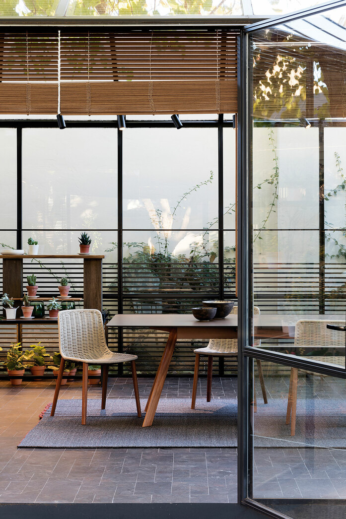 Atrivm dining table manel molina expormim furniture outdoor 17