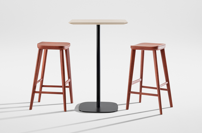 B AEON STOOL 05