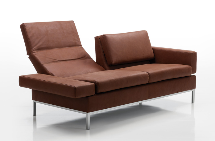 B tomo compact sofa 02