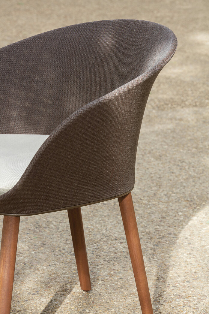 Blum dining armchair manel molina expormim furniture outdoor 17