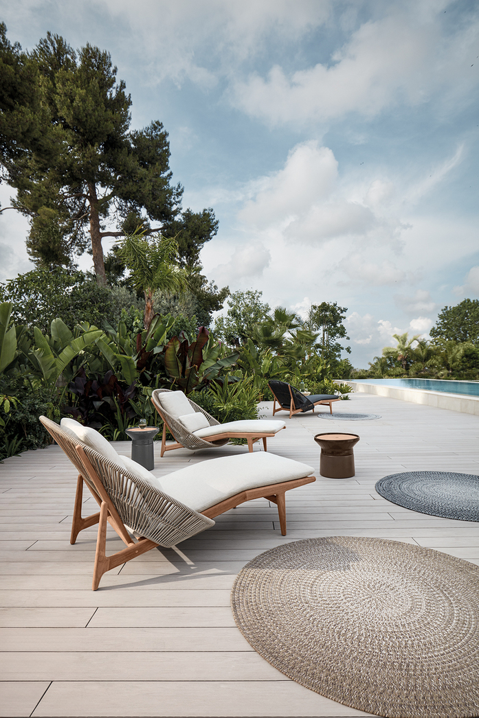 Bora loungers 1