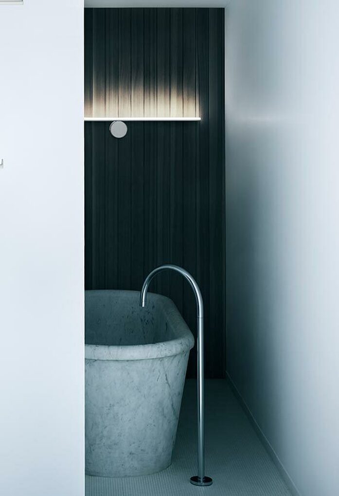 Coordinates wall1 anastassiades flos F1810033 571x835 02