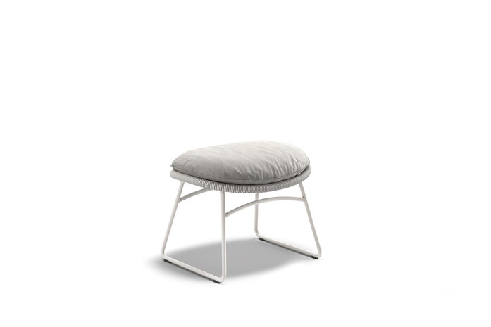 Dedon still kida footstool line touch with cushion