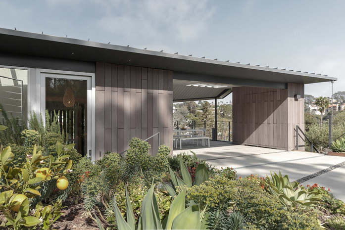 Entry carport
