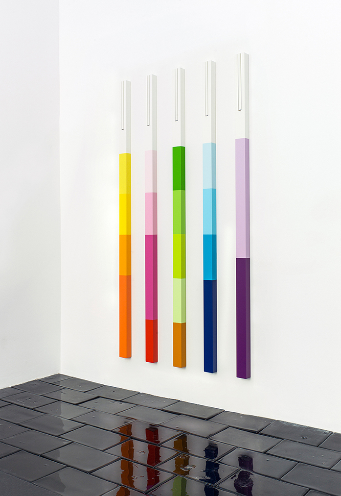 Line limited edition garderobe wandgarderobe schoenbuch am 1
