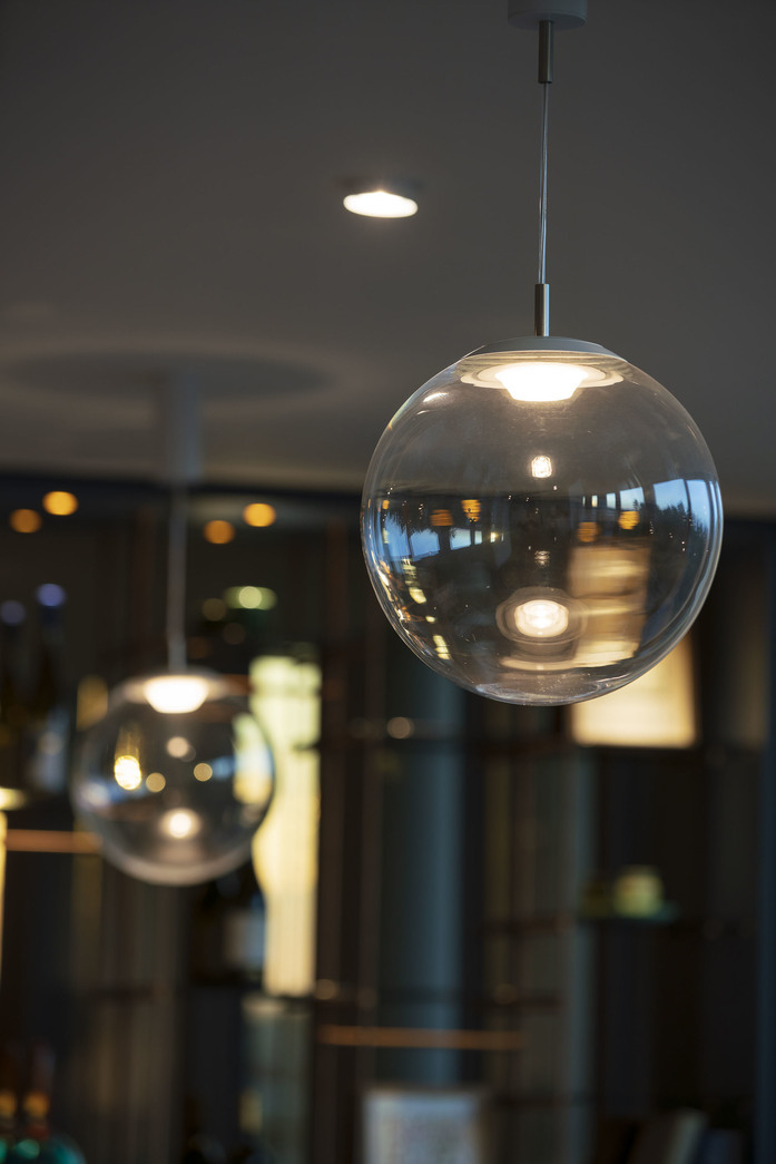Mawa glaskugelleuchte led klar waldkliniken eisenberg foto stefan wolf lucks ambiente 14 HR