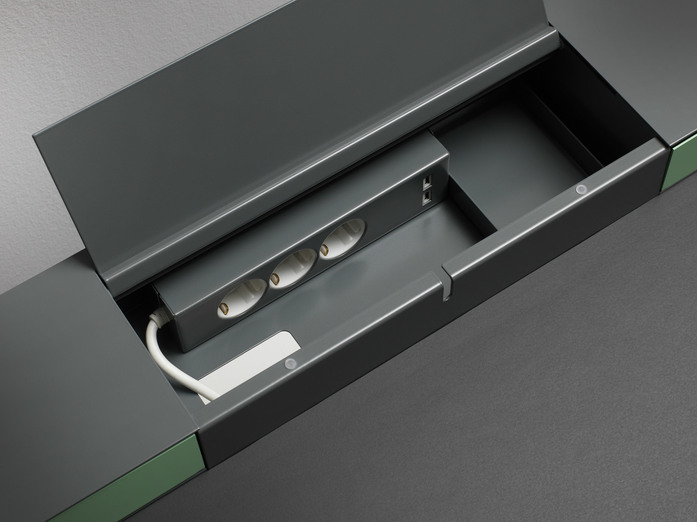 Mueller metall moebel Schreibtisch Schminktisch PS20 Detail
