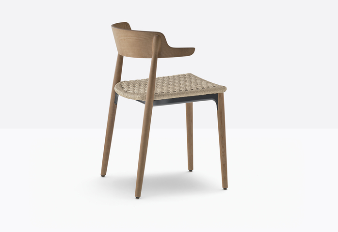 Nemea straw 2827 still 03