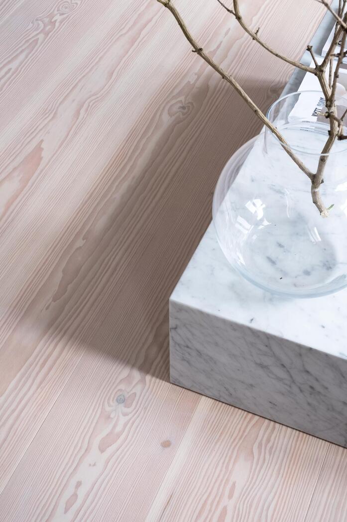 Pur natur floorboards douglas select 3 layer 16x300mm white lye white soap FL up to 6m Residential Home Luneburg 3999 x 5999