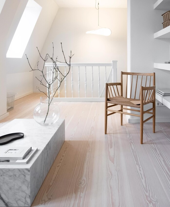 Pur natur floorboards douglas select 3 layer 16x300mm white lye white soap FL up to 6m Residential Home Luneburg 4445 x 5398