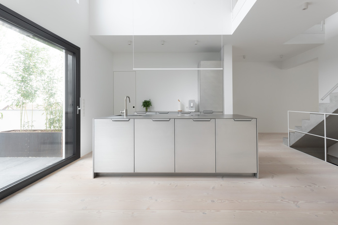 Pur natur floorboards douglas select natur solid 28x350mm white lye white soap RL 2 5m Privat House Leinfelden Echterdingen Luxhaus Julian Holzwarth 06