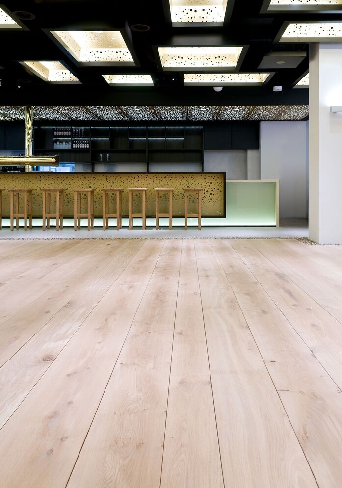 Pur natur floorboards oak solid natur 30x170 330 Brewerey Schoenbuch Stuttgart 04