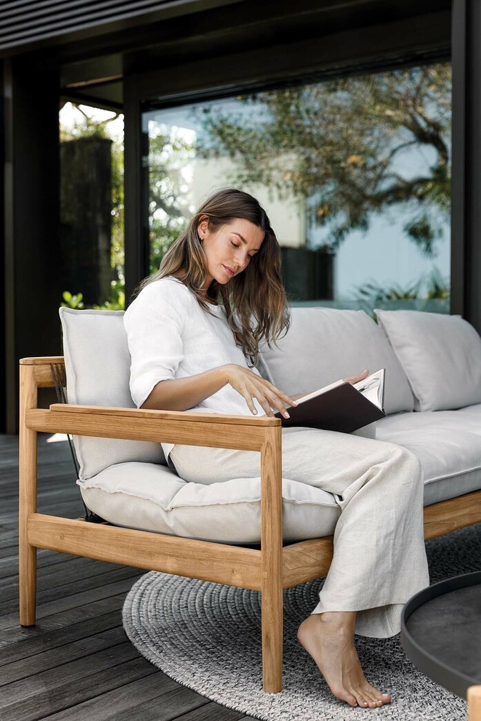 Saranac sofa detail 2