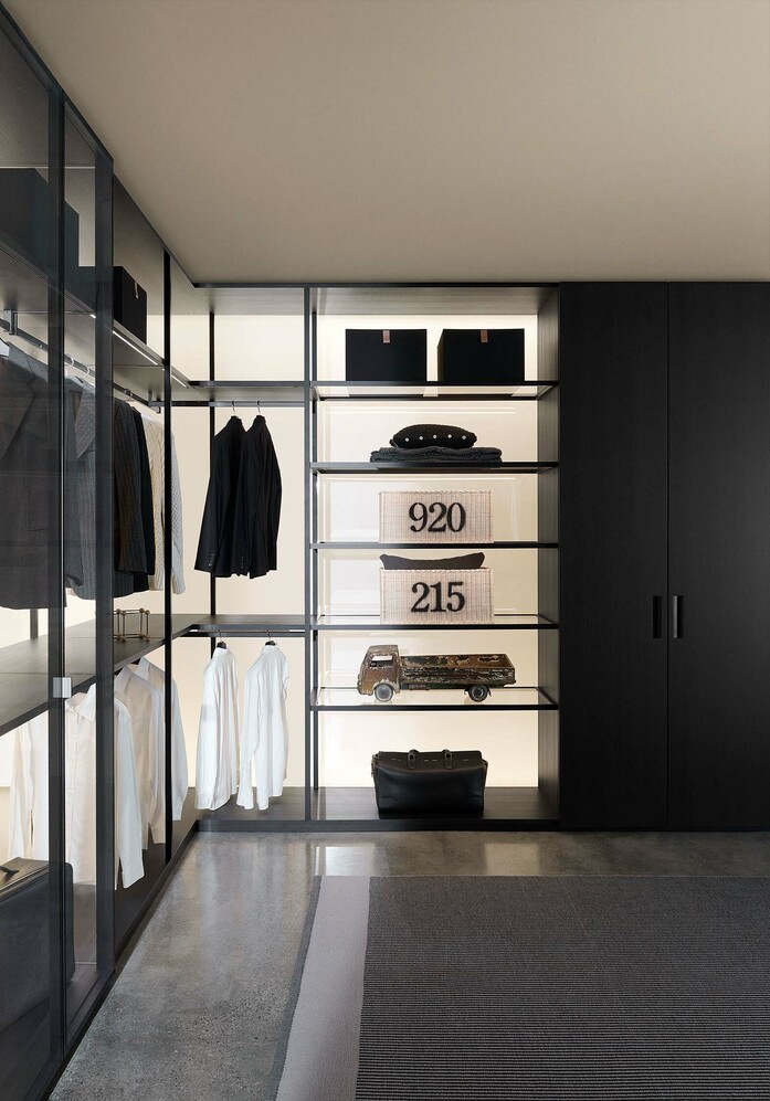 Storage black sugi 11
