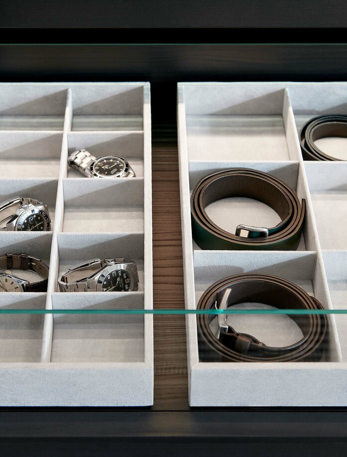 Storage black sugi 14
