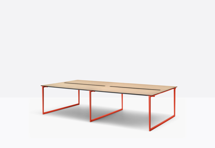 Toa workstation still 04