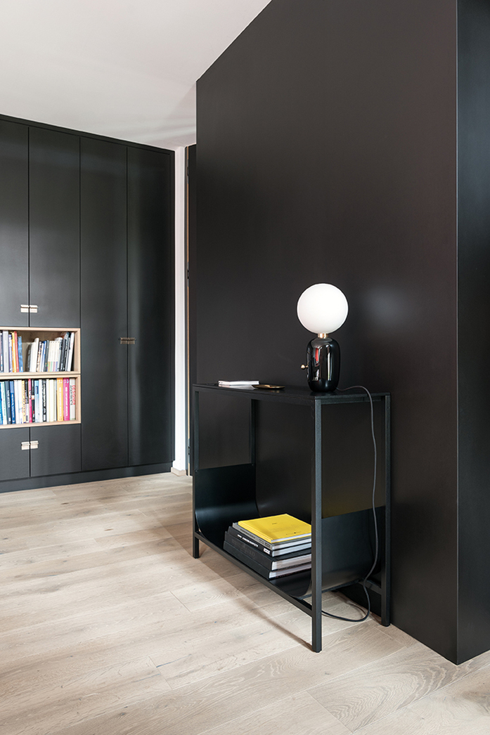 Tub konsoltisch ablage beistelltisch schwarz schoenbuch am 1