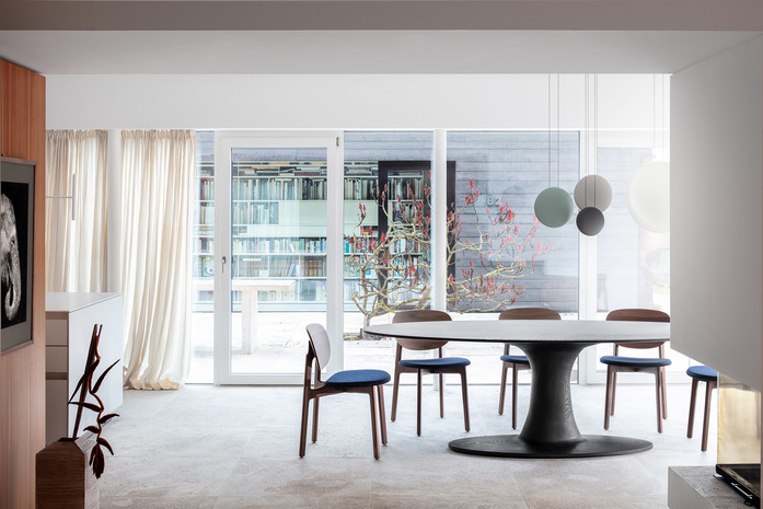 Zeitraum turntable oval 09