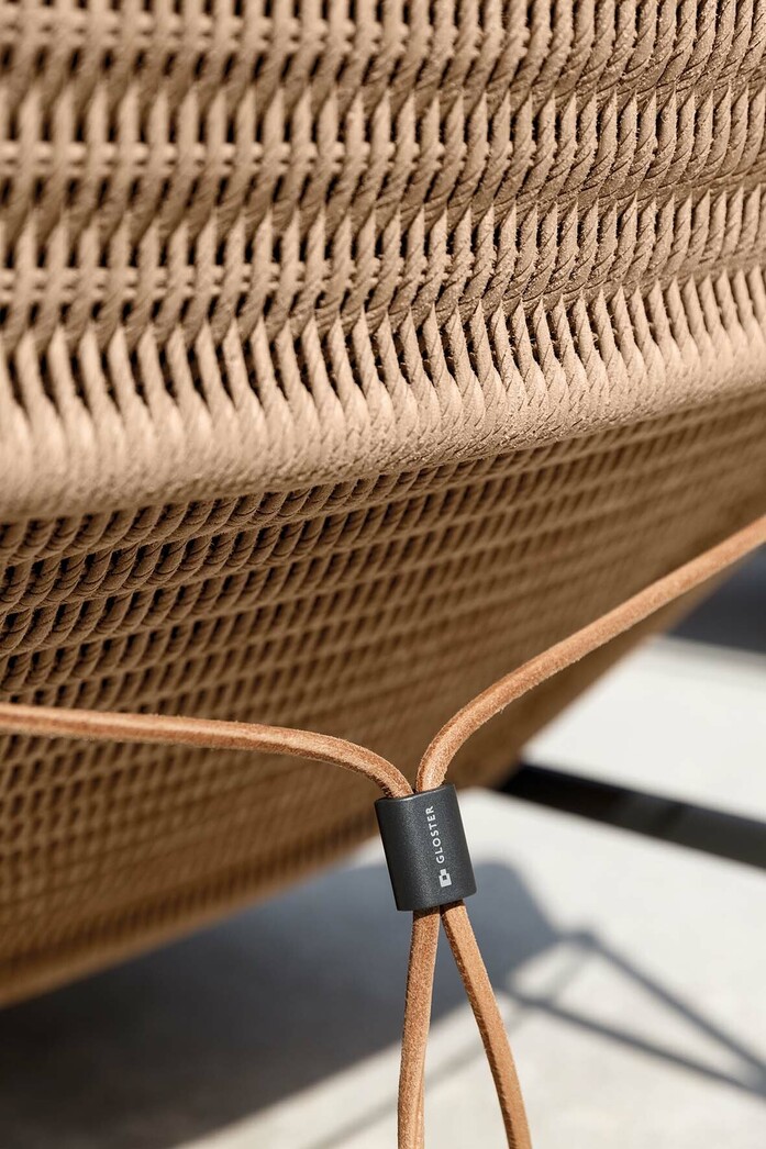 Zenith lounge chair detail