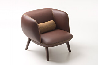 Betty Lounge  by  Maxdesign
