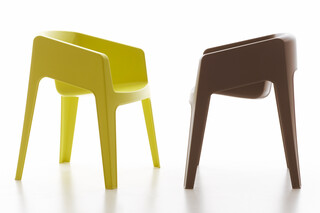 Tototo  by  Maxdesign