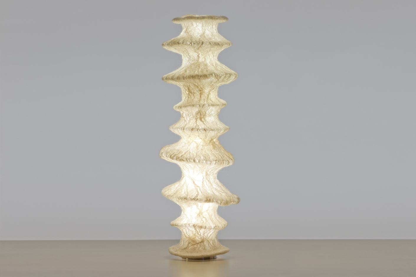 Apaya Pamuy Floor Lamp 1
