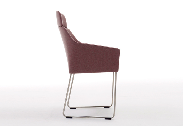 Sketch With High Backrests And Skids 4