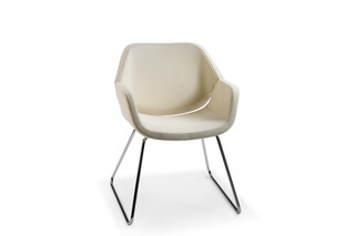 Gap cantilever chair  by  Artifort